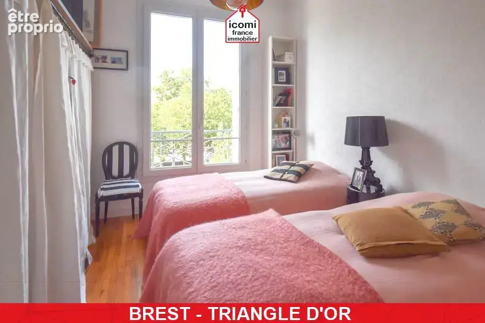 Finistere - brest (29200) - a vendre - appartement duplex de 110 m²- 3 chambres - cave - ascenseur - dalle beton - chauffage ind - photo 7