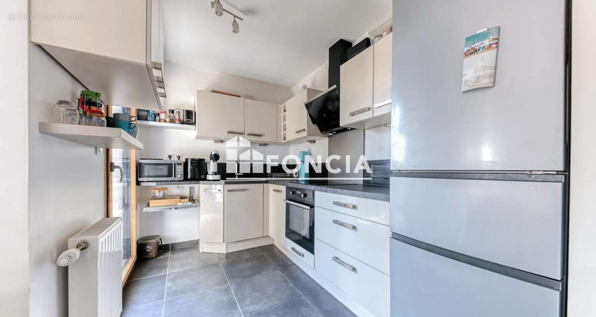 Appartement à BRON
