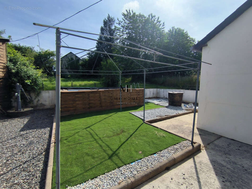 Maison à SAINT-PIERRE-DES-NIDS