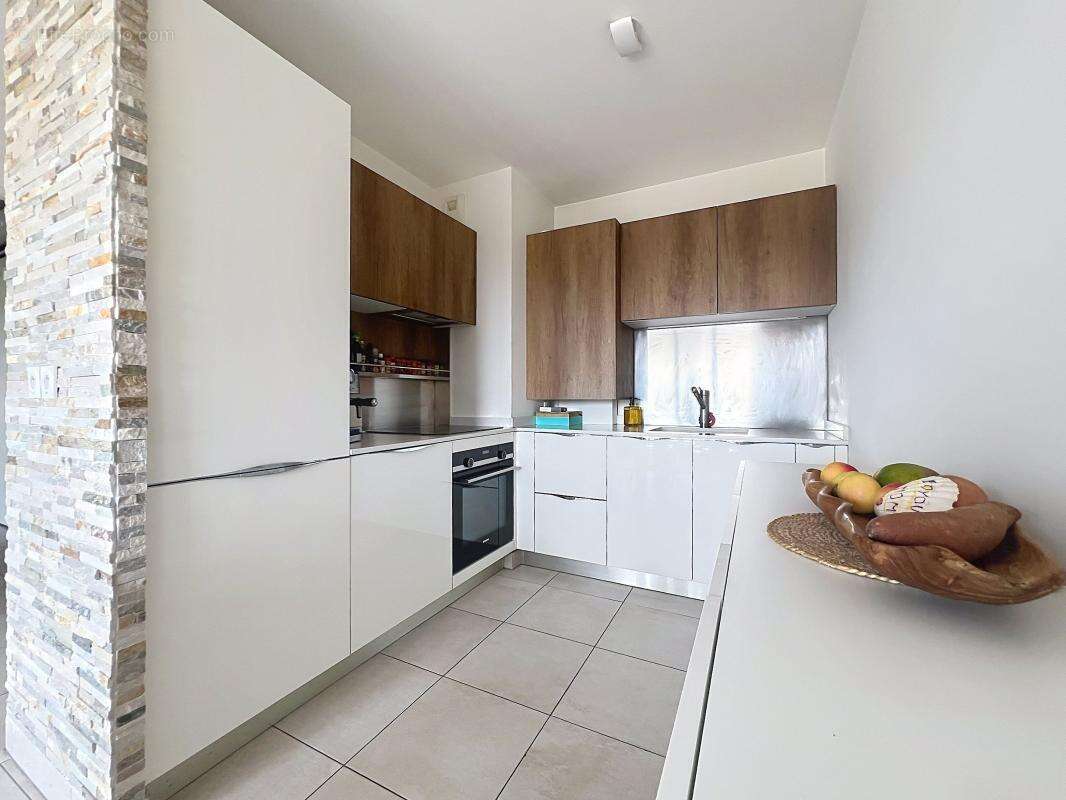 Appartement à LA COLLE-SUR-LOUP