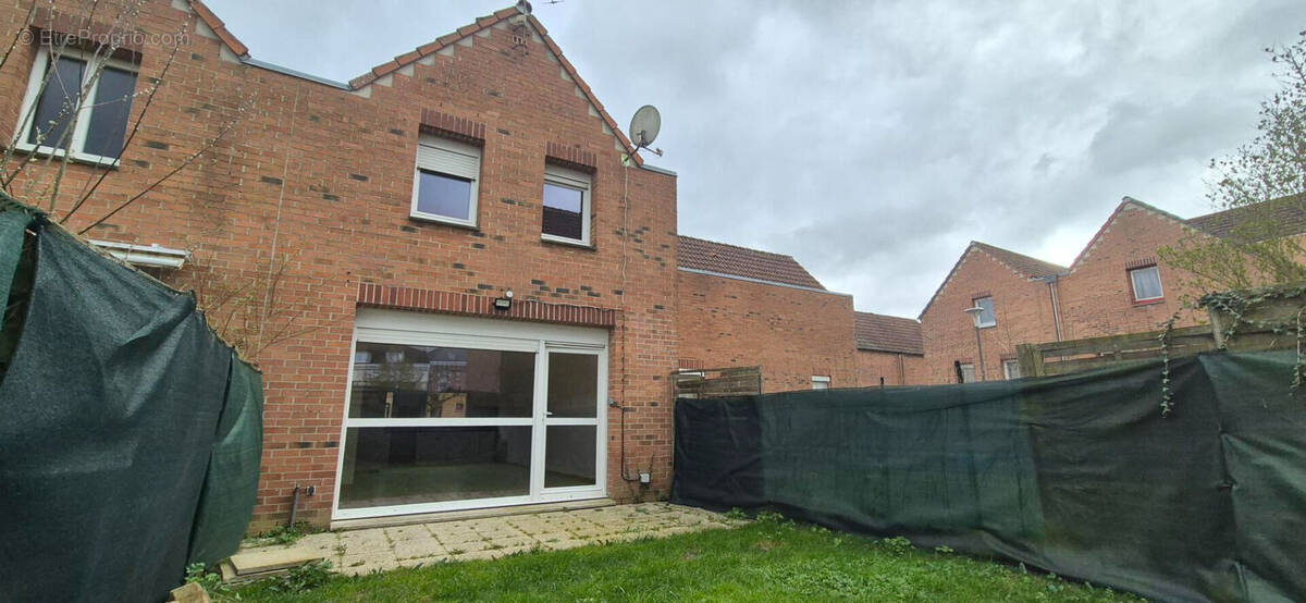 Maison à BRUAY-LA-BUISSIERE