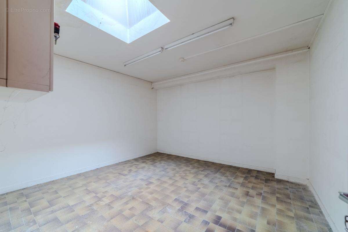 Commerce à SAINT-ETIENNE