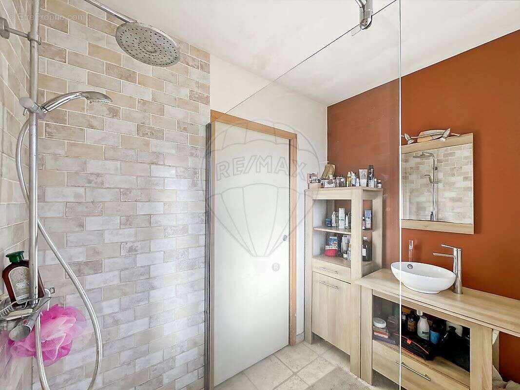 Maison à SAINTE-PAZANNE