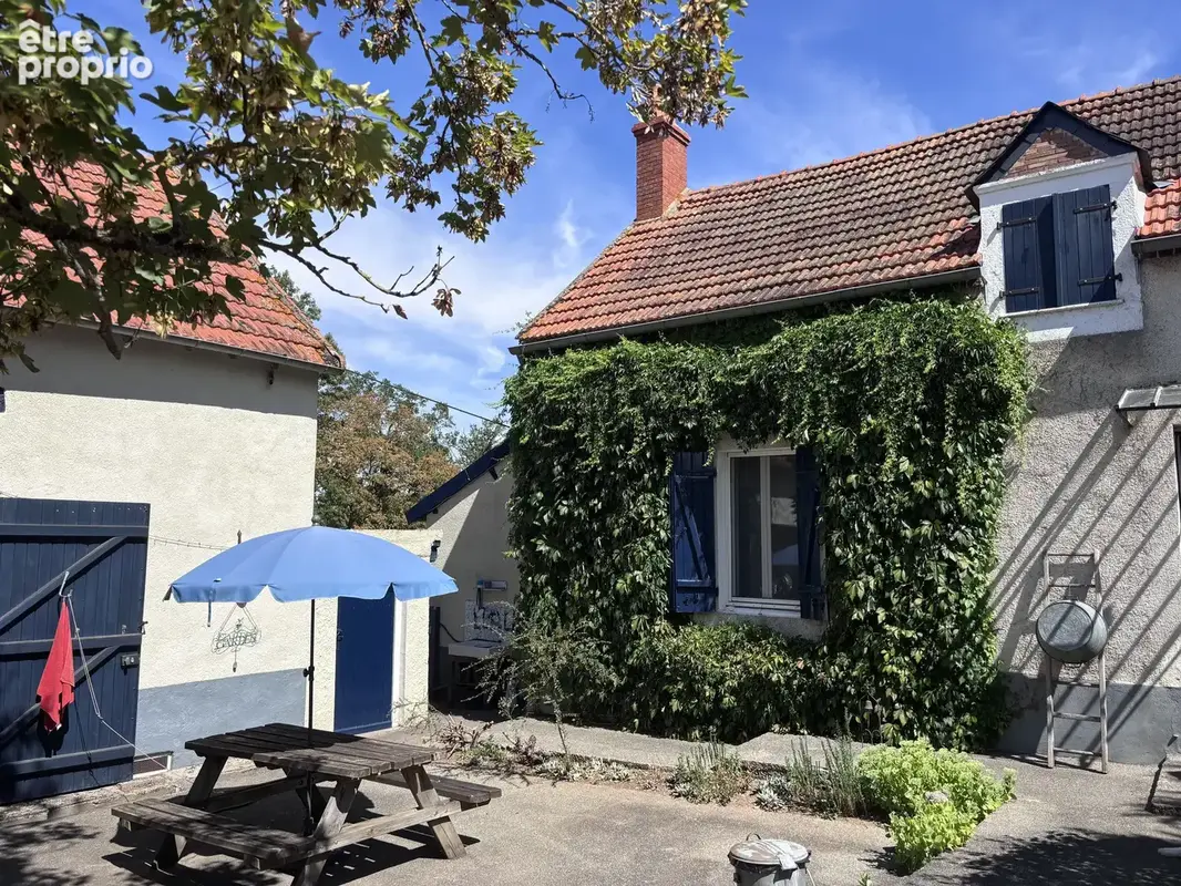 Saint-Maur - Propriété de charme sur un terrain de 5623 m2 avec belle vue et détails authentiques - photo 14