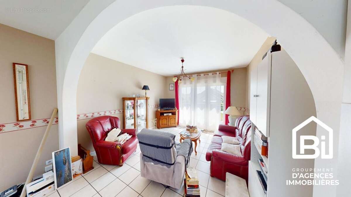 Maison à OUISTREHAM