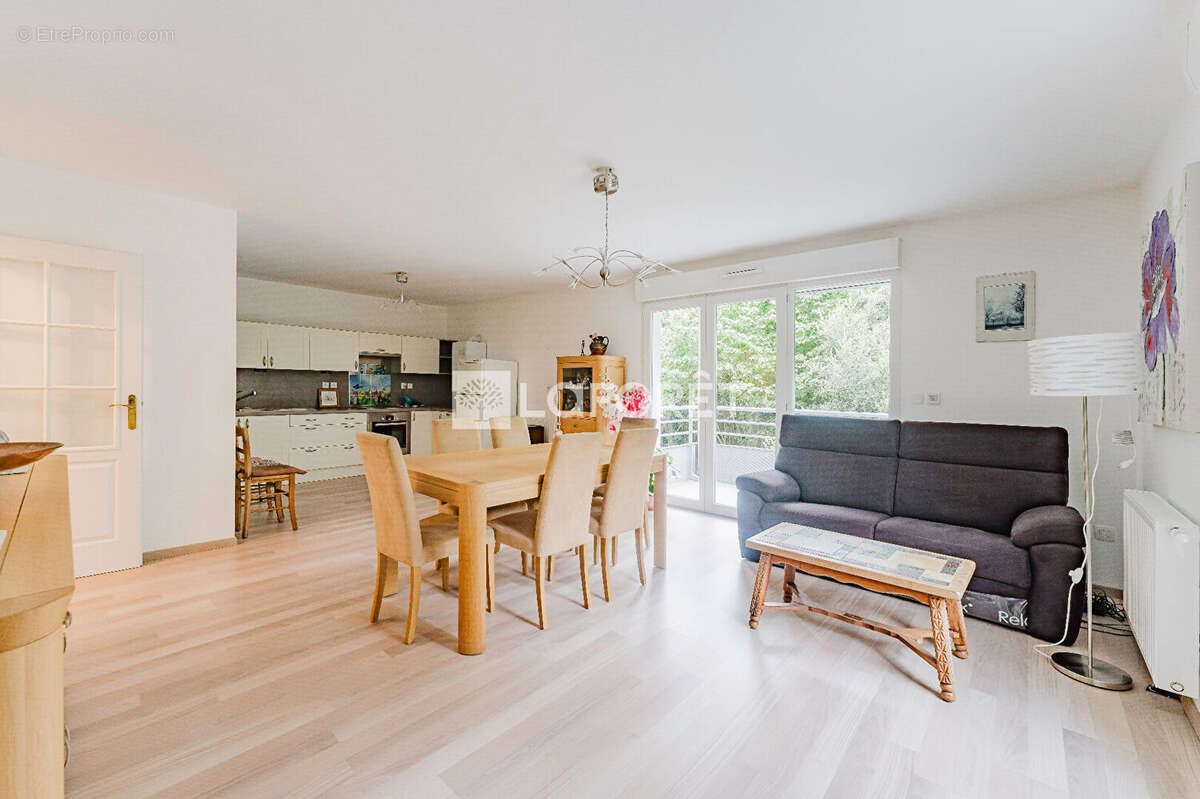 Appartement à COURCHELETTES