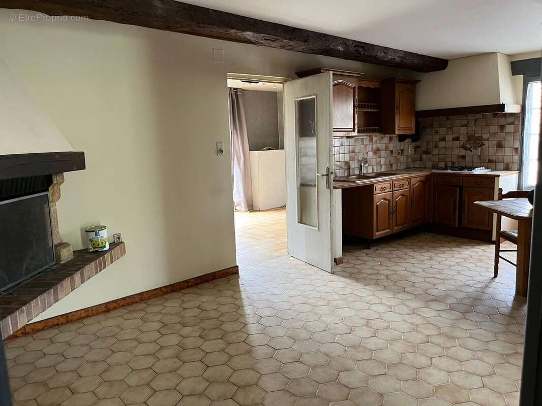 Maison à FAUX