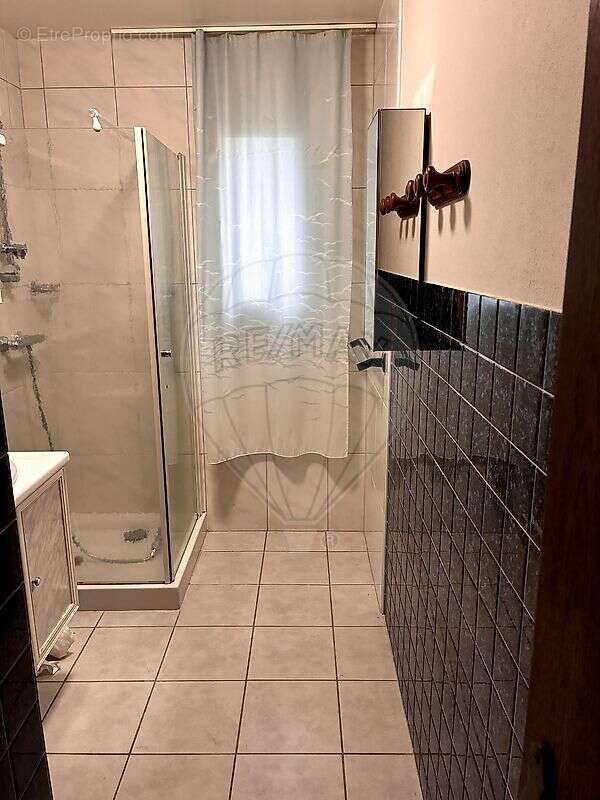 Maison à MONTREUX-VIEUX