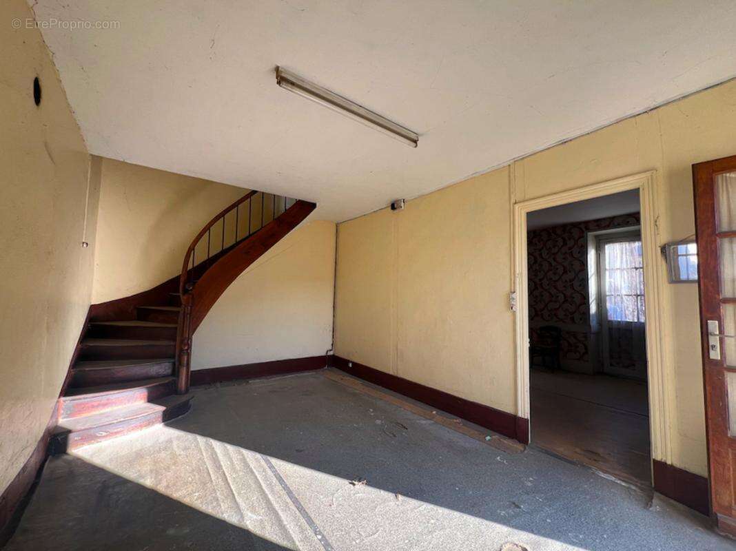 Maison à SAINT-QUENTIN-SUR-ISERE