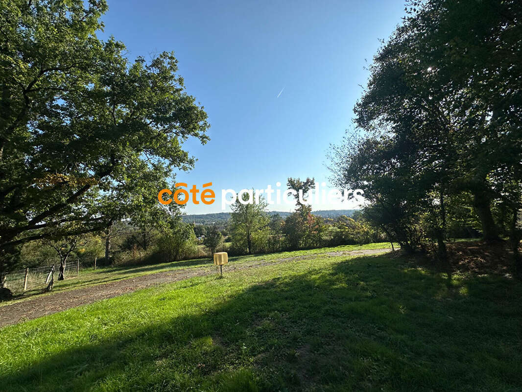 Maison à SAINT-AMAND-MONTROND