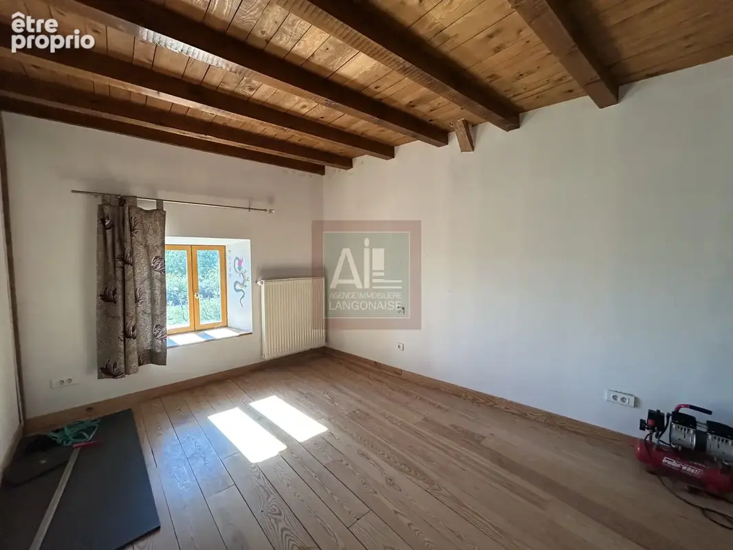corps de ferme avec gîte, dépendance et terrain. - photo 6