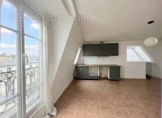 Appartement à PARIS-9E