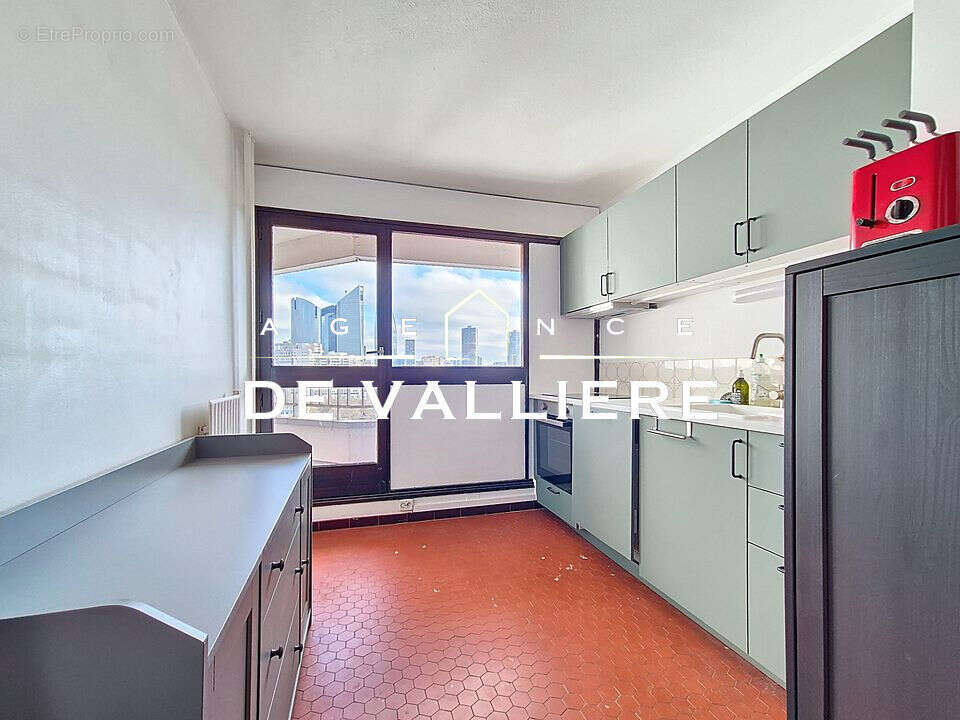 Appartement à NANTERRE