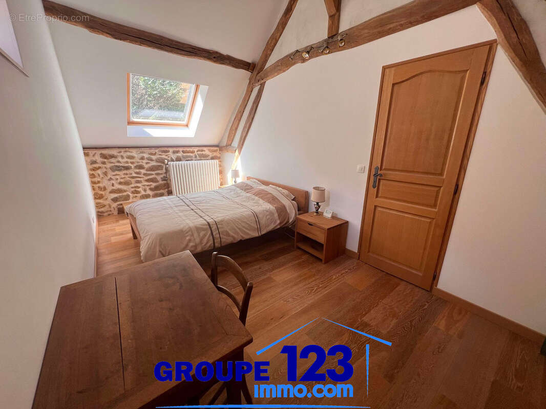 Maison à POURRAIN