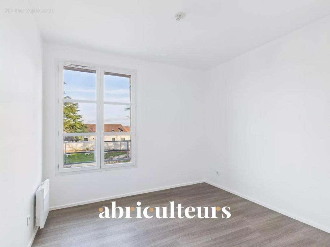 Appartement à SURVILLIERS