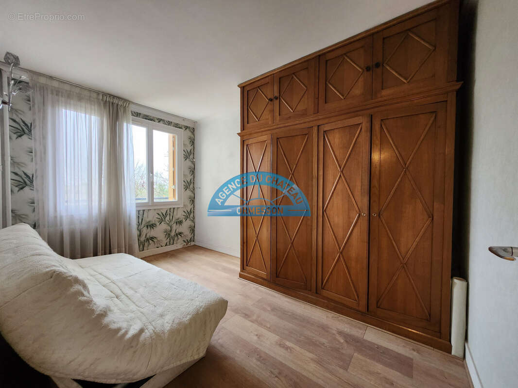 Appartement à SAINT-MAUR-DES-FOSSES