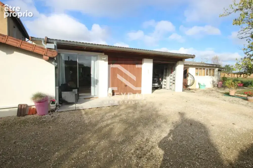 Maison de village avec terrain - photo 4