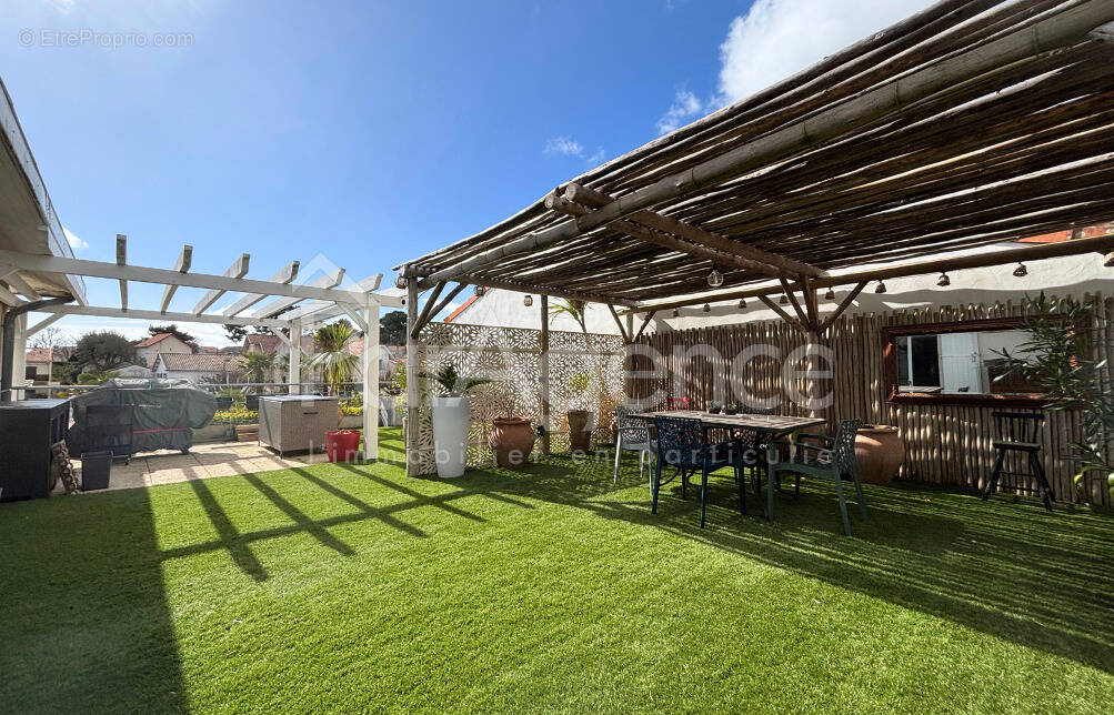 Appartement à SAINT-PALAIS-SUR-MER