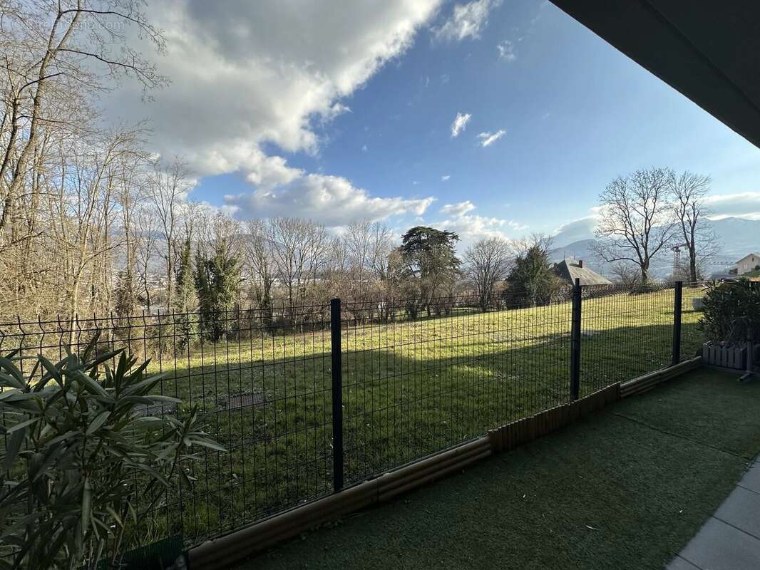 Appartement à BASSENS