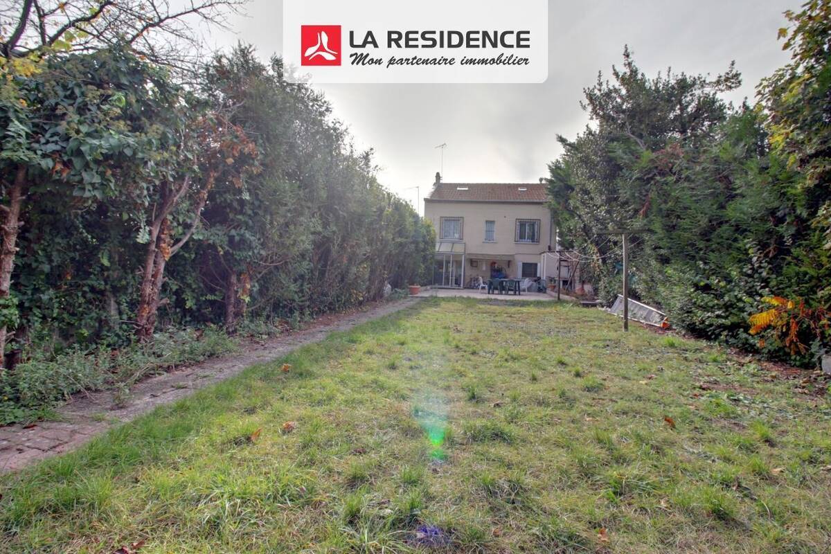 Maison à SARTROUVILLE