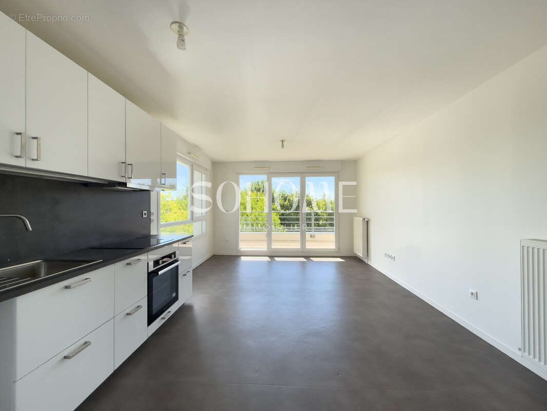Appartement à BEZANNES