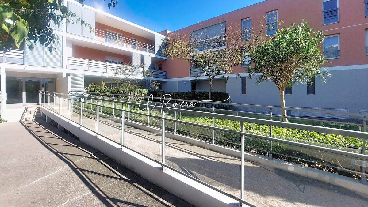 Appartement à FREJUS