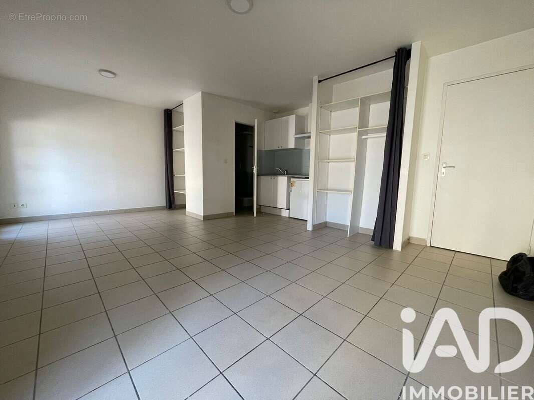 Photo 2 - Appartement à VAYRES