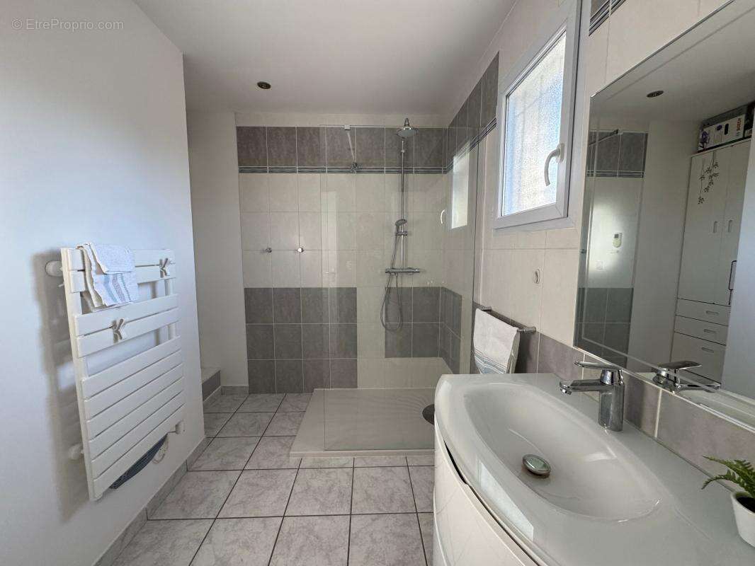 Maison à COLOMBIER-SAUGNIEU