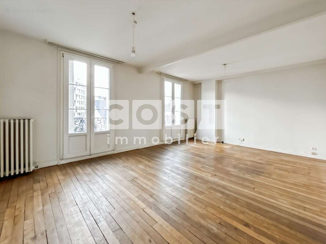 Appartement à COLOMBES