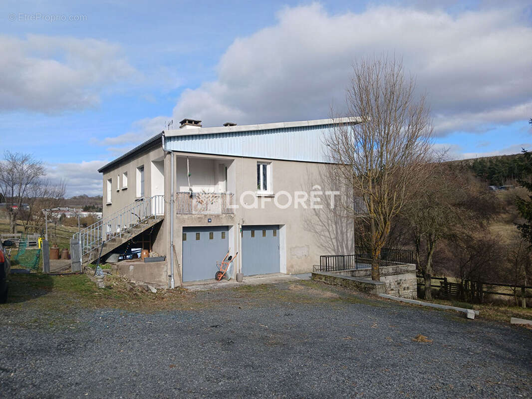 Appartement à SAINT-FLOUR