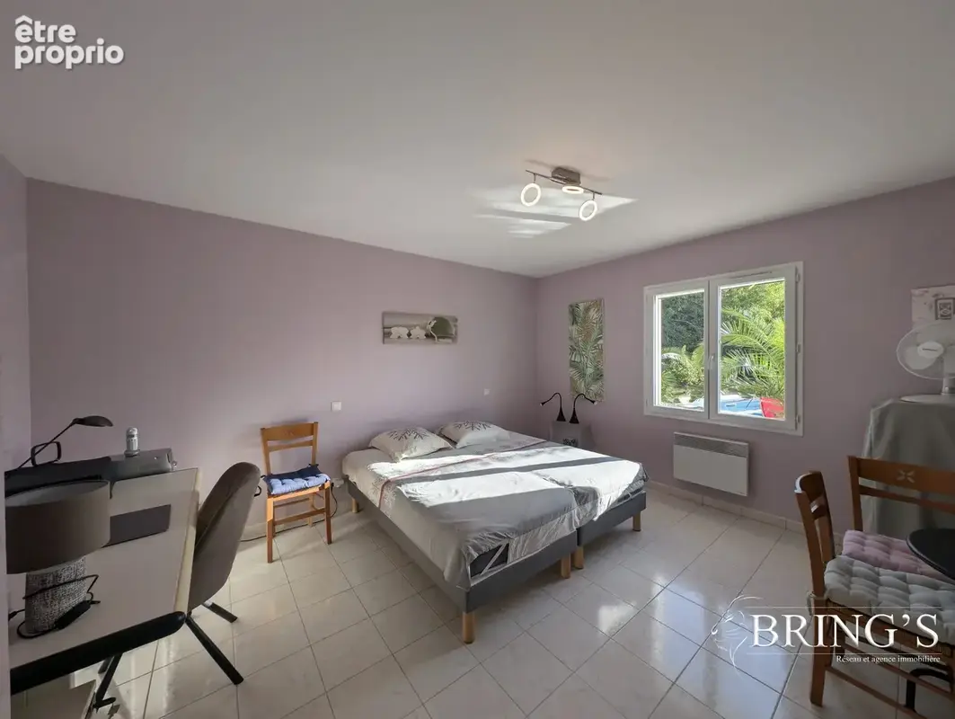 Maison 137 m² à Neuvic  - photo 8