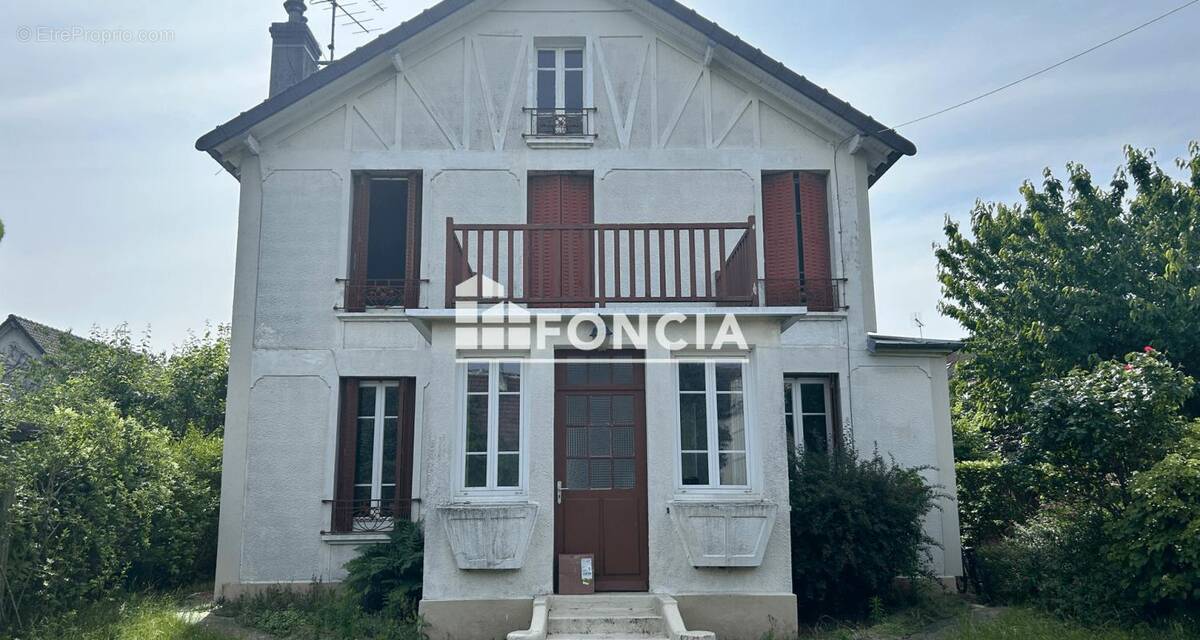 Maison à CONFLANS-SAINTE-HONORINE