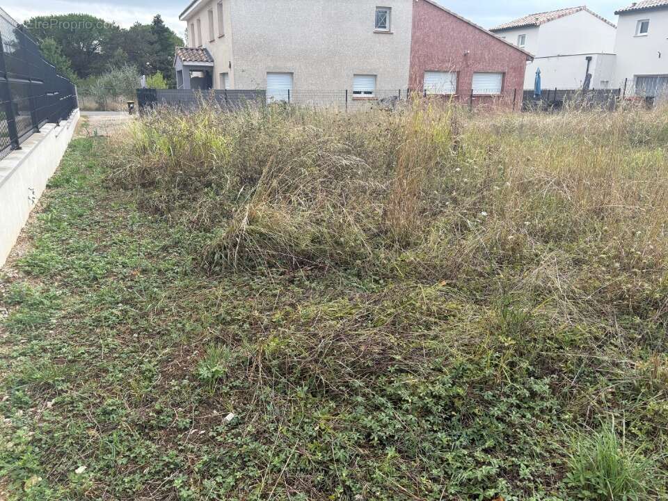 Terrain à GARIDECH