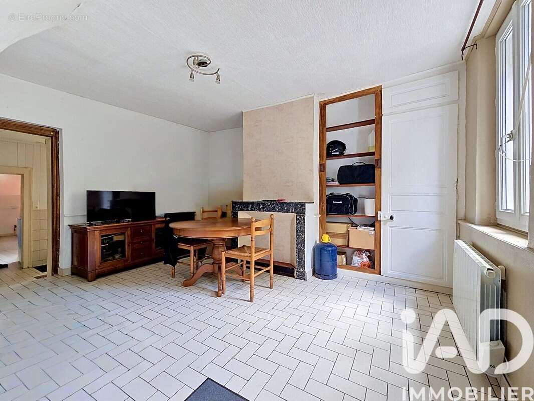 Photo 3