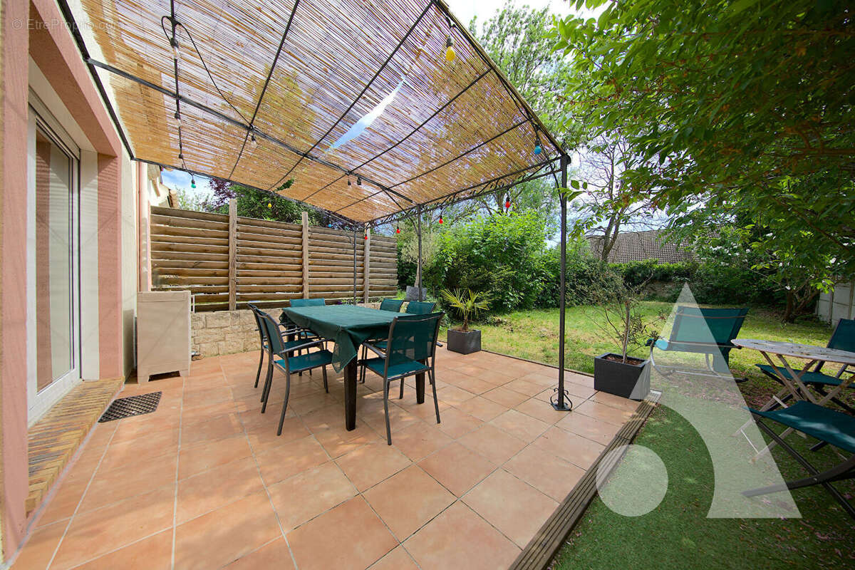 Appartement à SAINT-GERMAIN-LES-CORBEIL