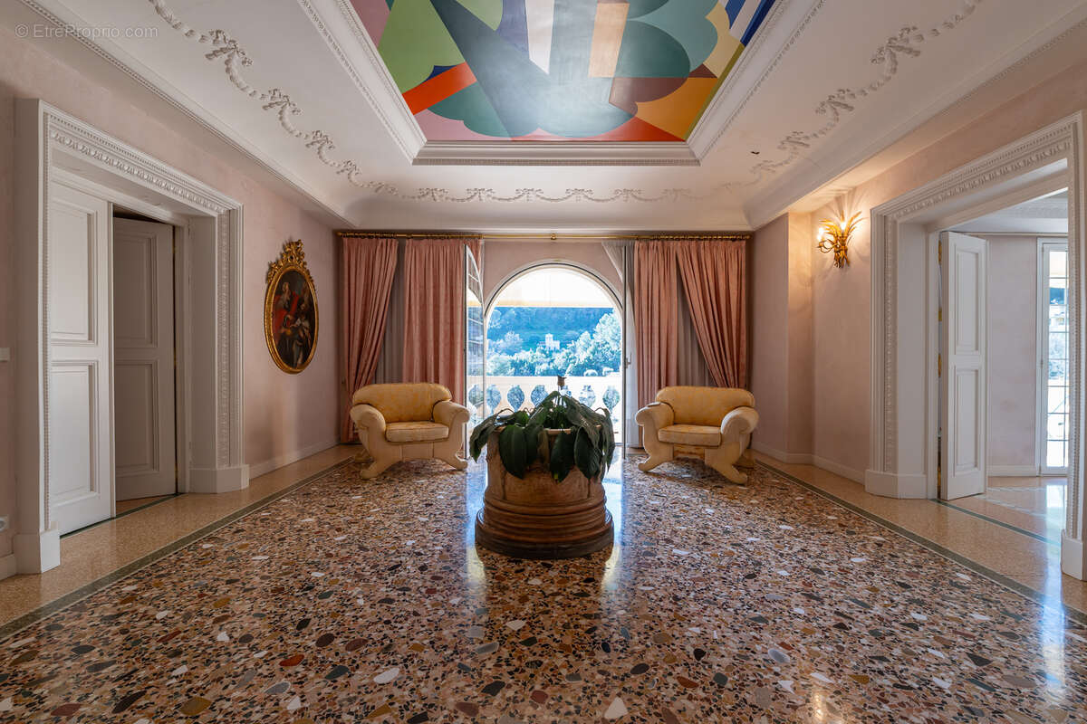 Maison à MENTON