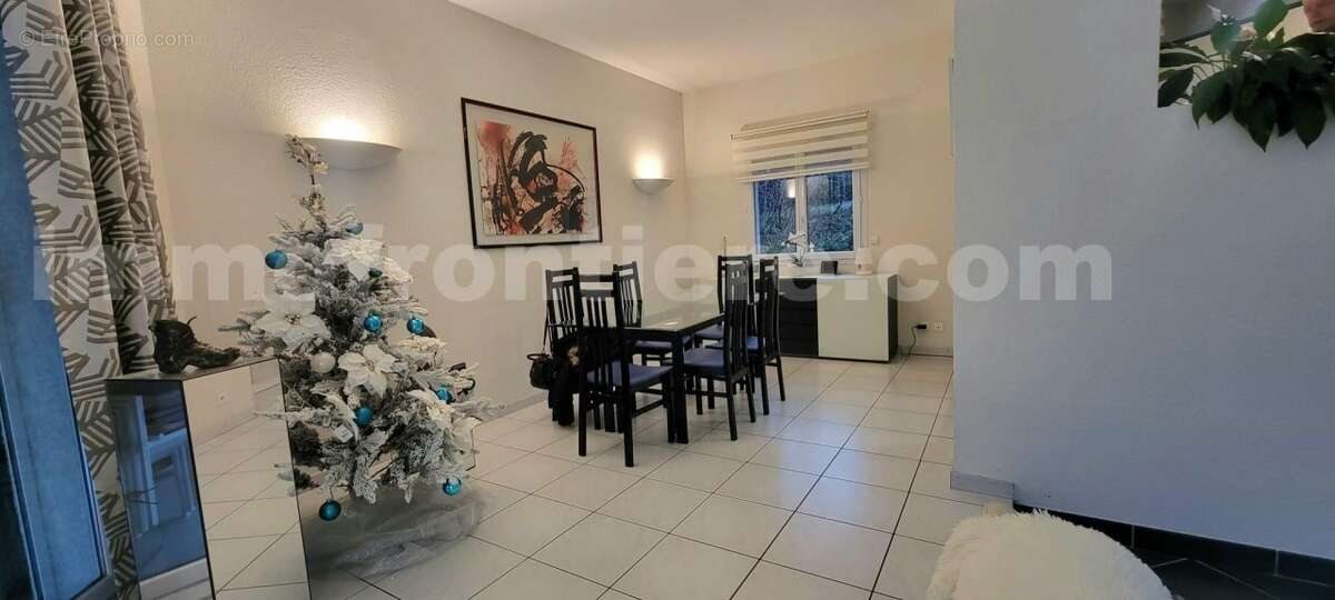 Maison à St Cergues - Maison à SAINT-CERGUES