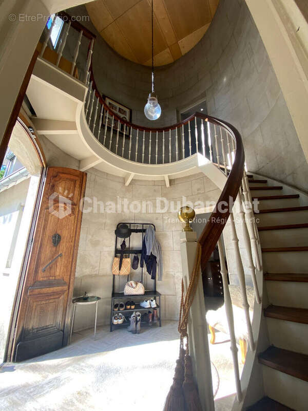 Maison à VEAUCHETTE