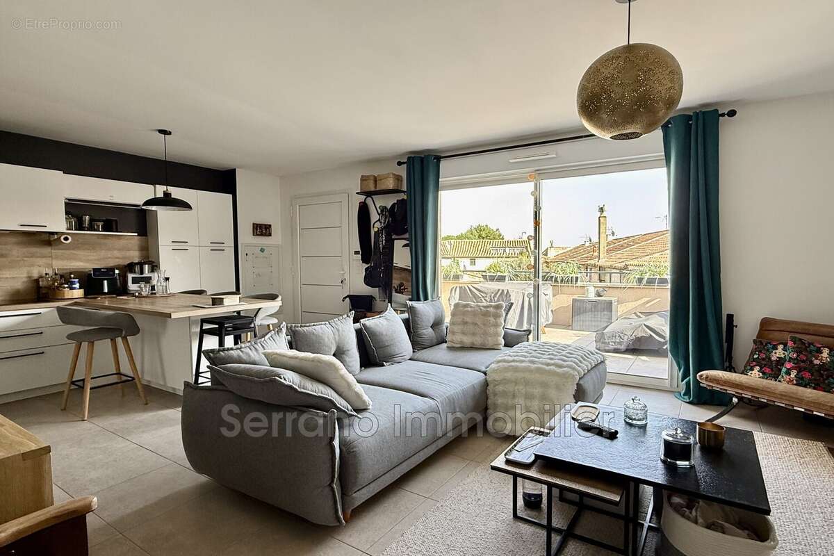 Appartement 64 m² à Maillane  - photo 3