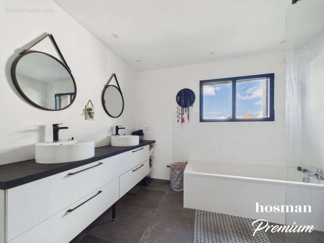 Coup de coeur ! Maison 4 chambres de 145m² avec jardin et garage - à proximité du bourg de Saint-Herblain - photo 16
