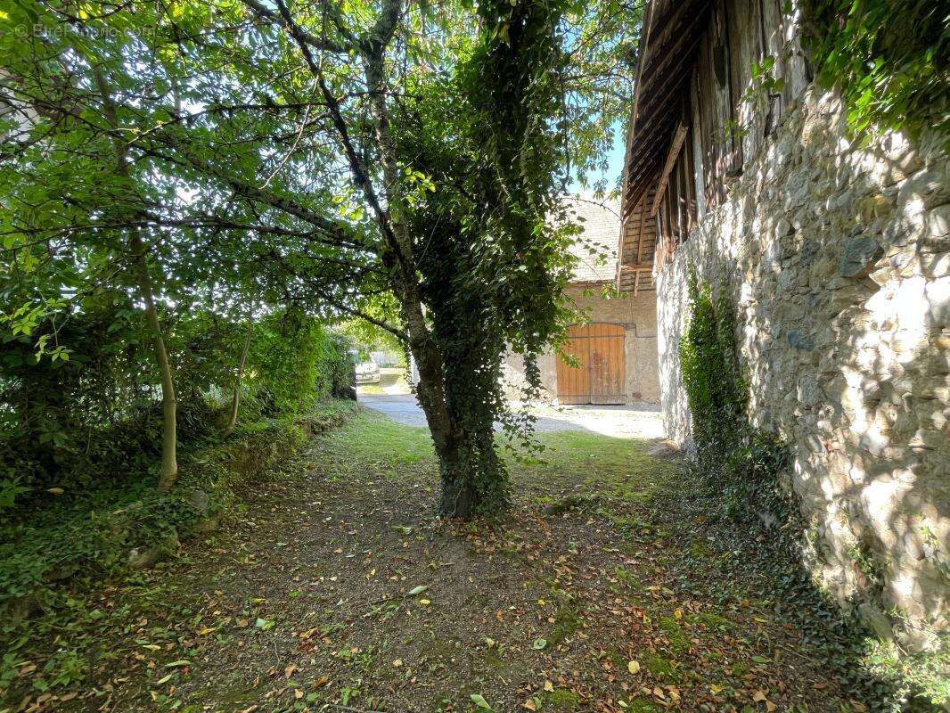 Bâtisse de caractère à Héry sur Alby- plus de 220m2de surface exploitable - photo 13