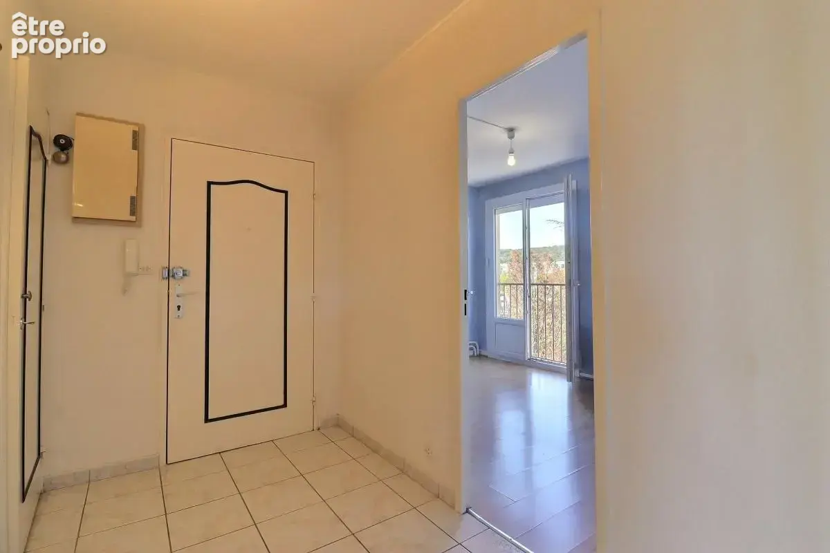 Chenôve, Appartement T3 avec balcon , ascenseur, résidence fermée - photo 9