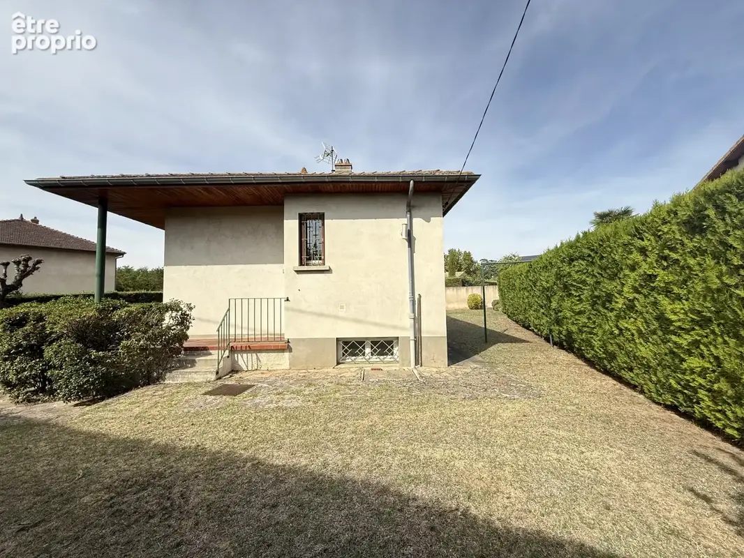 ROUSSILLON !! Maison 78 m2 habitables environ, 3 chambres, 693 m2 de terrain. - photo 14