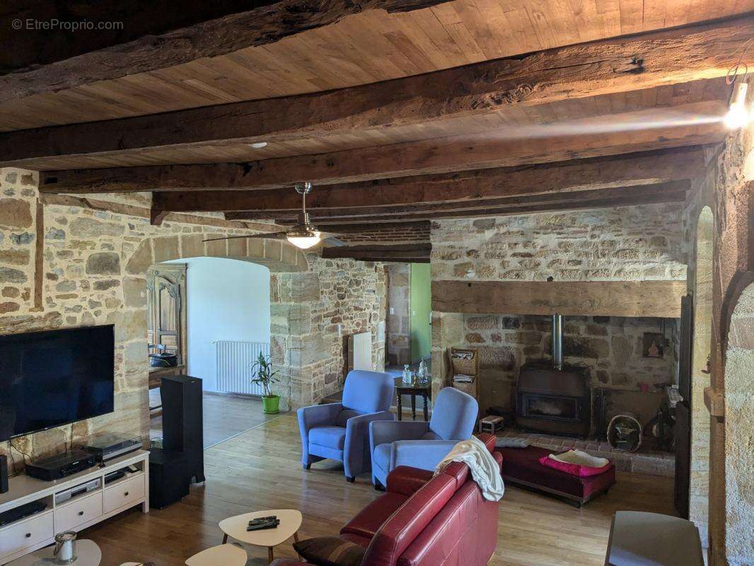 Maison à CAPDENAC-GARE