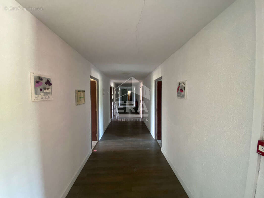 Local commercial 713m² à champigny - photo 6