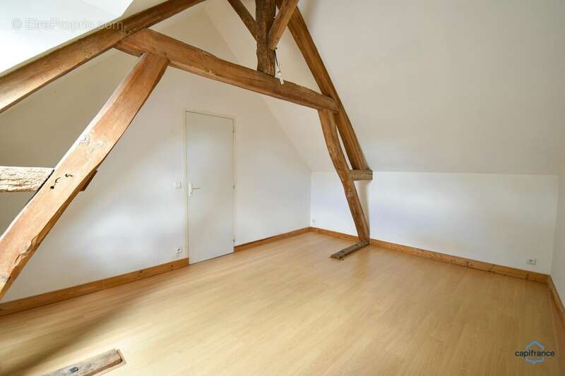 Appartement à MEUSNES