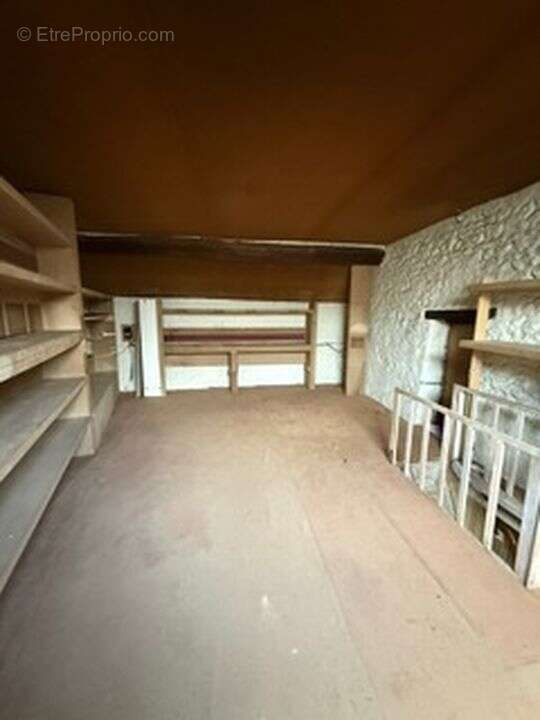 Maison à ORMOY-LA-RIVIERE