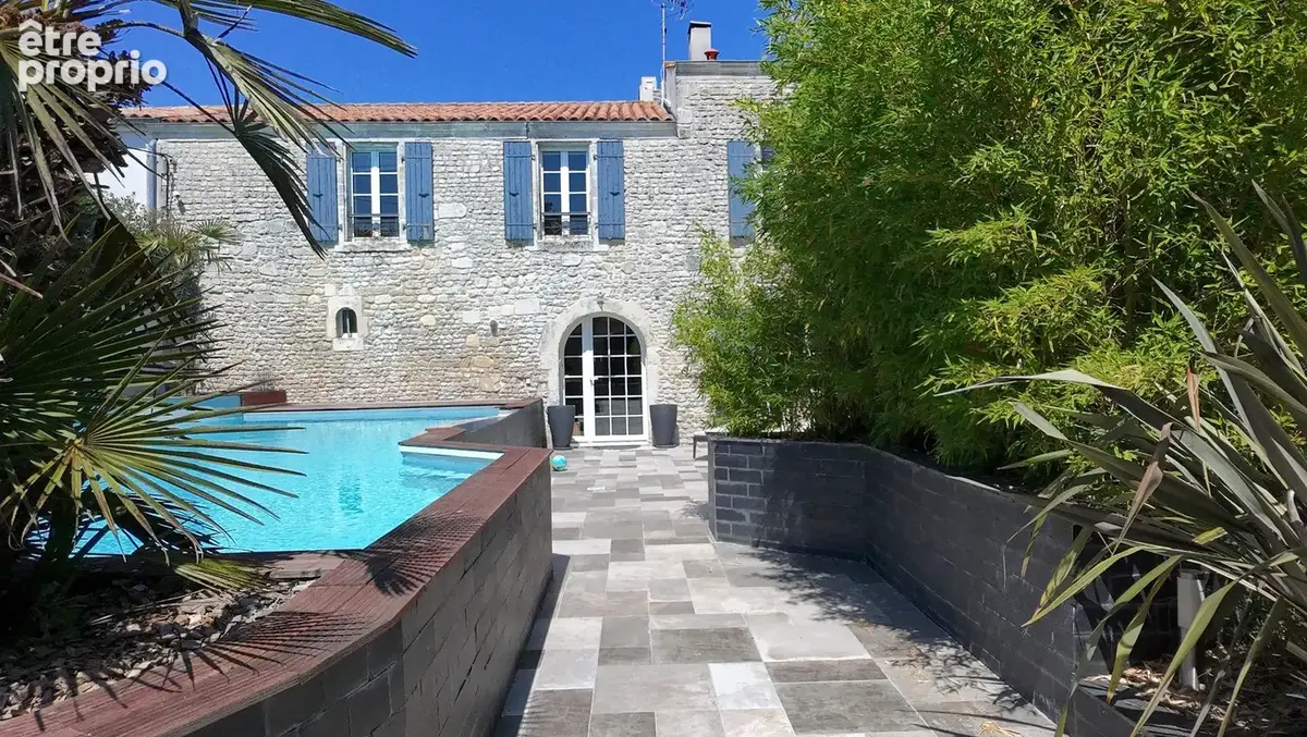Maison 10 pièces 304 m² à vendre à Dompierre-Sur-Mer (17139) - photo 3