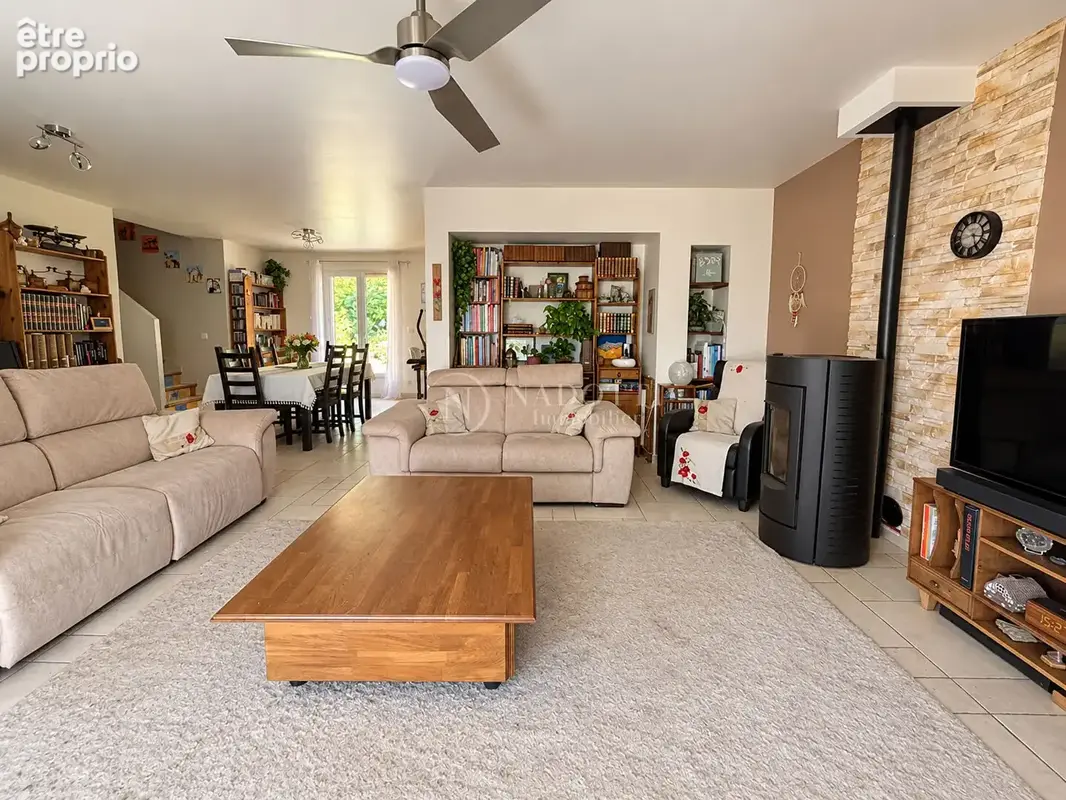 À VENDRE - EXCLUSIVITÉ- Maison Cadenet T6 avec jardin, piscine et garage - photo 11