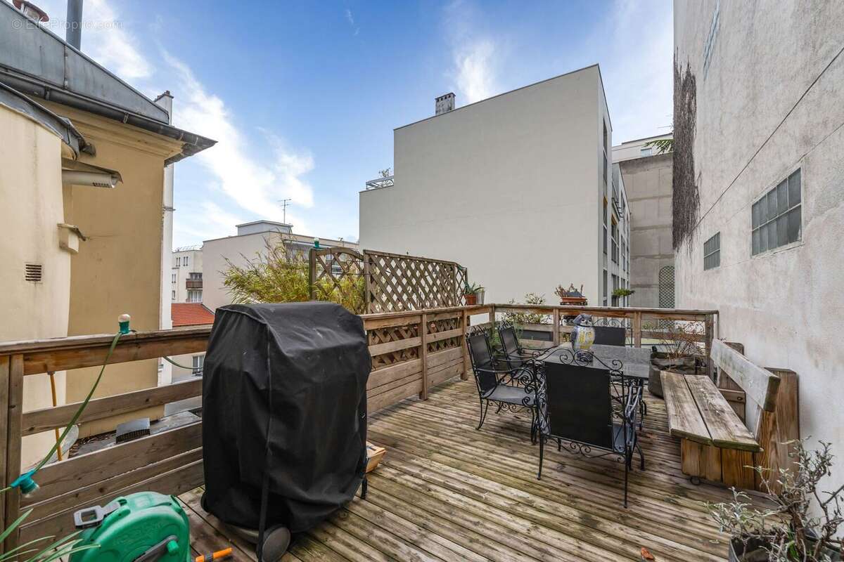Appartement 120 m² à Paris-15e  - photo 4